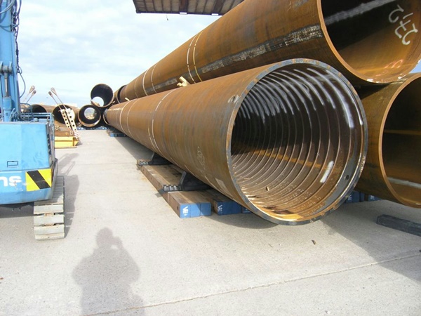 pipe handling